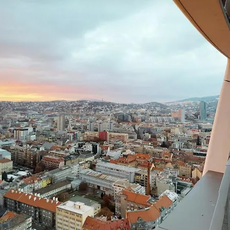 Apartman Sky Park-20th Floor Sunset Views - Parking *