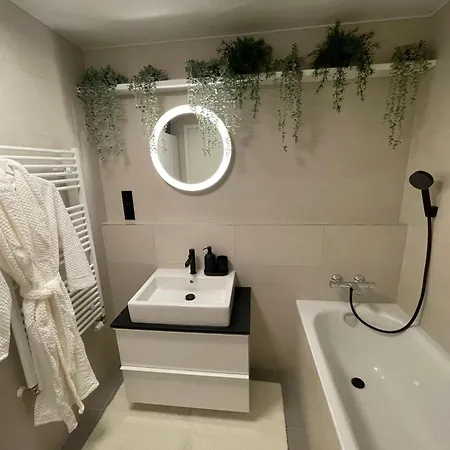 Ah Sky Park 3d - 20th Floor Sunset Views - Parking Bratislava