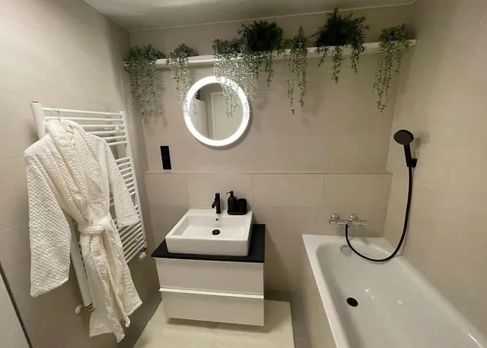 Ah Sky Park 3d - 20th Floor Sunset Views - Parking Bratislava