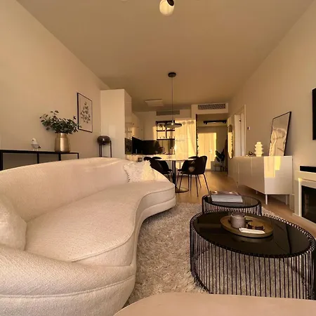 Ah Sky Park 3d - 20th Floor Sunset Views - Parking Apartament Bratysława