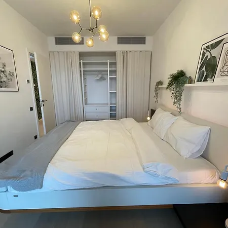 Ah Sky Park 3d - 20th Floor Sunset Views - Parking * Bratysława