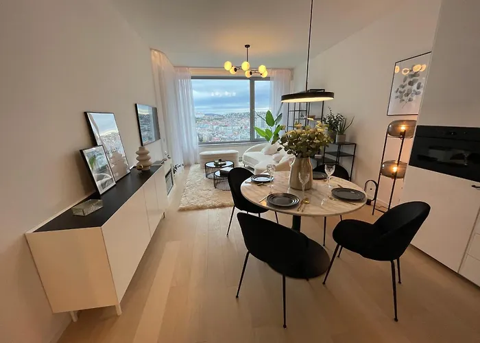 Ah Sky Park 3d - 20th Floor Sunset Views - Parking 아파트